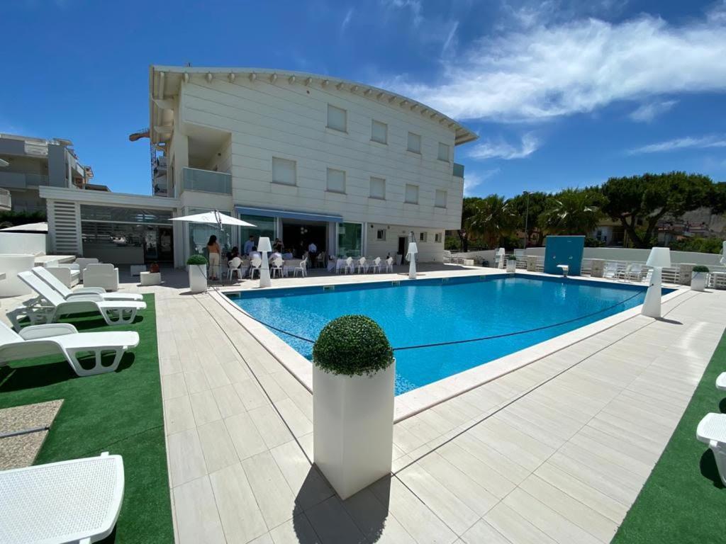 Elite Boutique Hotel Roseto Degli Abruzzi Dış mekan fotoğraf